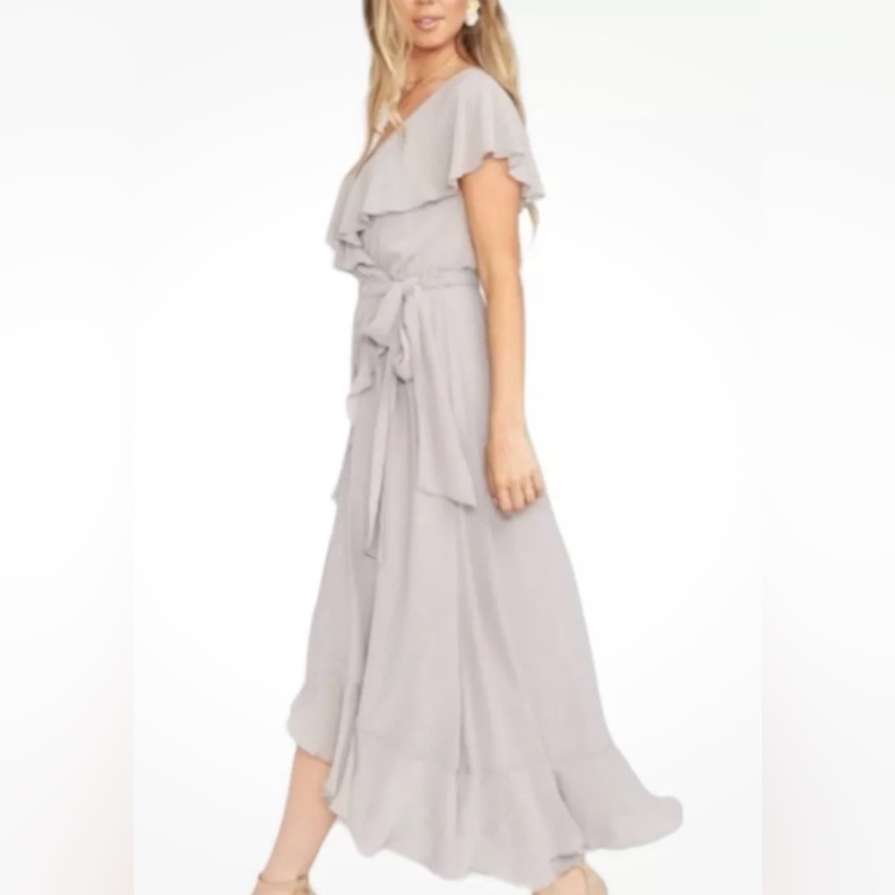 NWT SHOW ME YOUR MUMU Jess Ruffle
Midi Dress in Dove Grey